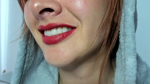 Snapshot of queen_fetish chatting on 03/02/26, 07:10 queen fetish online show from 03/02/26, 07:10