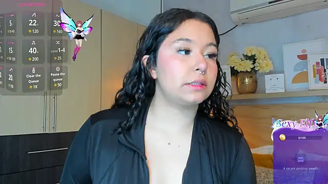 Snapshot of Atenea_cuteee chatting on 01/02/25, 07:07 Atenea cuteee online show from 01/02/25, 07:07