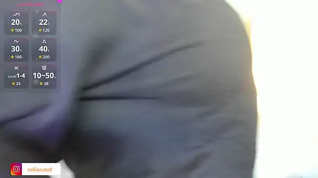 Snapshot of Atenea_cuteee chatting on 11/11/25, 02:11 Atenea cuteee online show from 11/11/25, 02:11