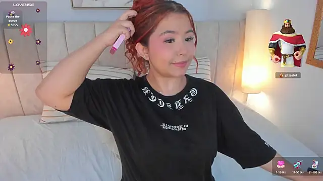 Atenea cuteee online show from 04/11/26, 07:51