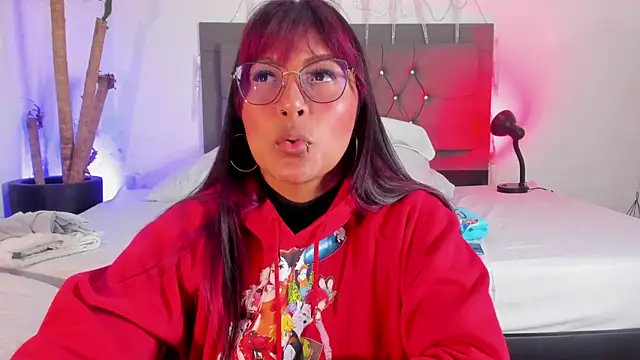 Snapshot of evelynjohnsoon chatting on 01/04/25, 01:31 evelynjohnsoon online show from 01/04/25, 01:31