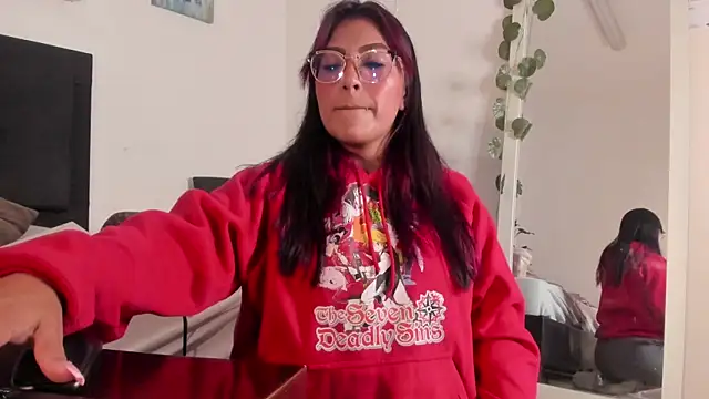 Snapshot of evelynjohnsoon chatting on 01/15/25, 02:02 evelynjohnsoon online show from 01/15/25, 02:02