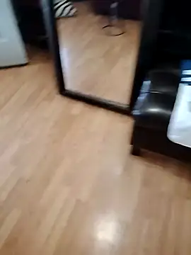 Snapshot of prettyboi6992 chatting on 11/24/25, 06:07 prettyboi6992 online show from 11/24/25, 06:07