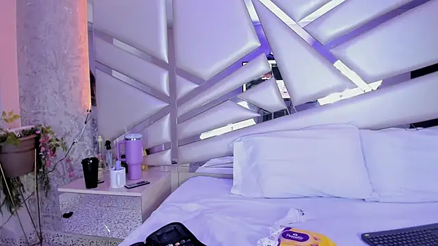 Miia002 online show from 02/05/25, 03:55