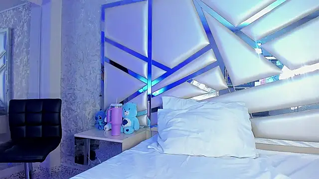 Miia002 online show from 12/05/25, 03:15