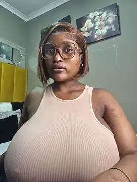 Bustygoddess32 online show from 03/07/25, 06:24