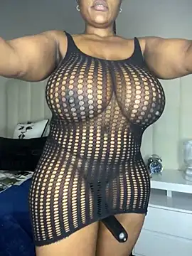 Bustygoddess32 online show from 10/20/25, 11:49