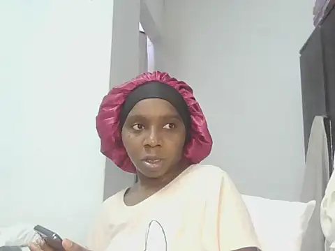 Sexxybella27 online show from 10/13/25, 09:48