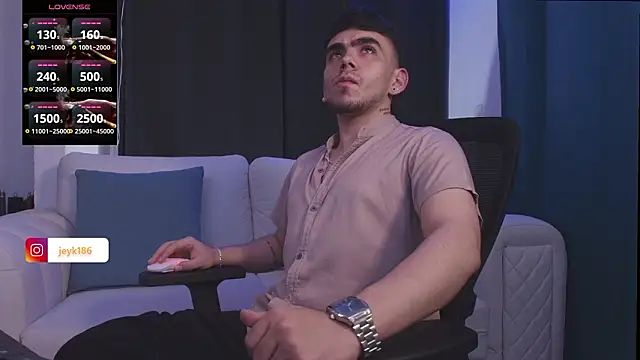 Snapshot of Jey_keler1 chatting on 02/21/26, 04:02 Jey keler1 online show from 02/21/26, 04:02