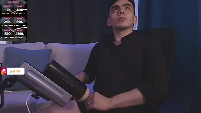 Snapshot of Jey_keler1 chatting on 02/24/26, 01:03 Jey keler1 online show from 02/24/26, 01:03