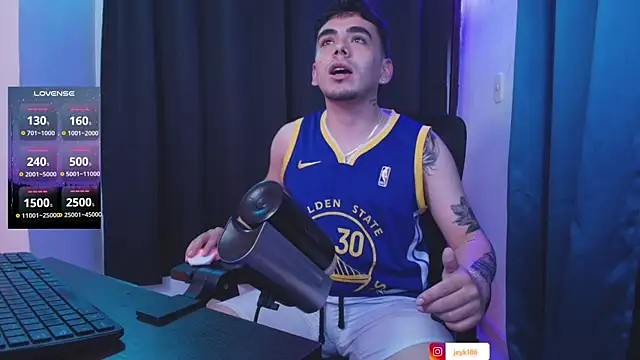 Snapshot of Jey_keler1 chatting on 04/12/26, 03:11 Jey keler1 online show from 04/12/26, 03:11