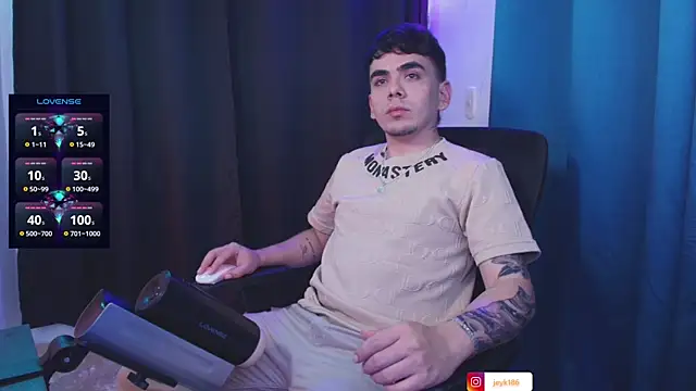 Snapshot of Jey_keler1 chatting on 04/13/26, 01:22 Jey keler1 online show from 04/13/26, 01:22