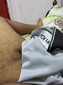 Snapshot of Chester4657 chatting on 01/15/26, 07:50 Chester4657 online show from 01/15/26, 07:50