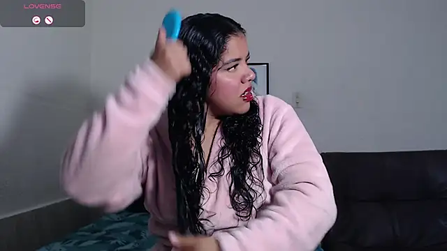 agata 22 online show from 12/04/25, 03:05