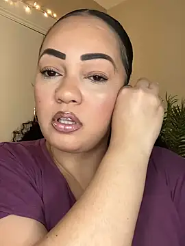 Snapshot of DestineeJayde chatting on 01/22/25, 04:55 DestineeJayde online show from 01/22/25, 04:55