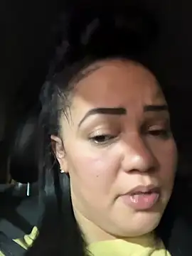 Snapshot of DestineeJayde chatting on 01/31/25, 06:46 DestineeJayde online show from 01/31/25, 06:46