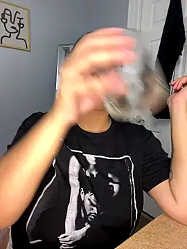 Snapshot of DestineeJayde chatting on 09/16/25, 04:35 DestineeJayde online show from 09/16/25, 04:35