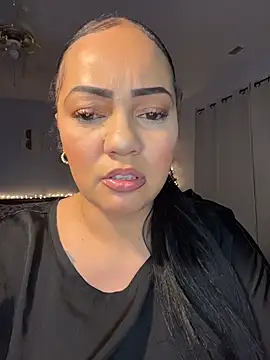 Snapshot of DestineeJayde chatting on 12/20/25, 05:47 DestineeJayde online show from 12/20/25, 05:47