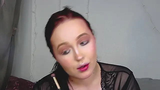 Snapshot of IrinaArt chatting on 01/02/25, 11:38 IrinaArt online show from 01/02/25, 11:38