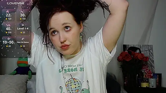 Snapshot of IrinaArt chatting on 03/23/25, 12:26 IrinaArt online show from 03/23/25, 12:26