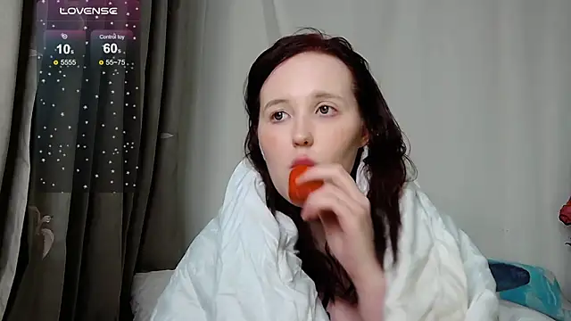 Snapshot of IrinaArt chatting on 03/23/25, 04:05 IrinaArt online show from 03/23/25, 04:05