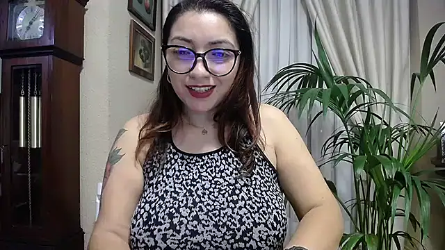 claudia online show from 04/16/26, 09:39