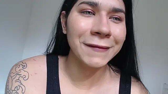 Snapshot of Moon_Foxxy chatting on 01/13/26, 08:58 Moon Foxxy online show from 01/13/26, 08:58