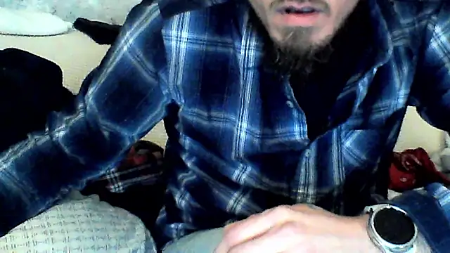 Snapshot of lonebone88 chatting on 11/05/25, 09:48 lonebone88 online show from 11/05/25, 09:48