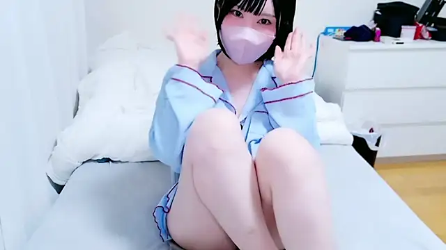 Snapshot of _HIKARU_ chatting on 03/13/25, 02:01 HIKARU online show from 03/13/25, 02:01