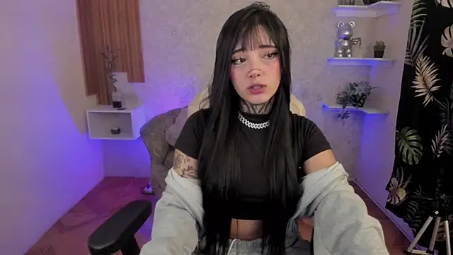 mia catt05 online show from 12/06/24, 06:48