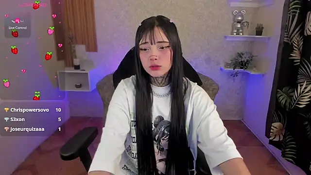 mia catt05 online show from 01/02/25, 07:44