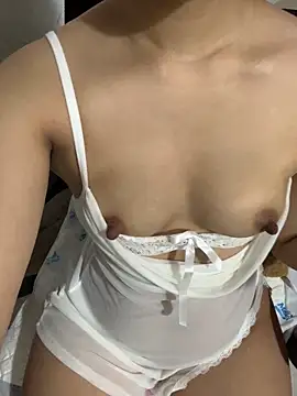 -Meomeo- online show from 12/16/25, 03:44