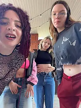 RollingGirls online show from 04/17/26, 01:03