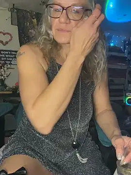 TrenaAnne online show from 03/22/25, 03:41