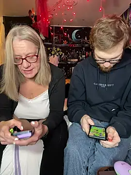 TrenaAnne online show from 02/09/26, 04:00