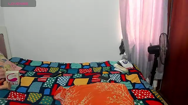 xia ebonyts online show from 01/22/25, 03:18