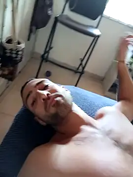 sebasxx97 online show from 03/04/25, 03:04