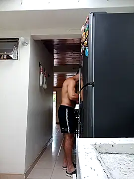 sebasxx97 online show from 02/07/26, 12:42