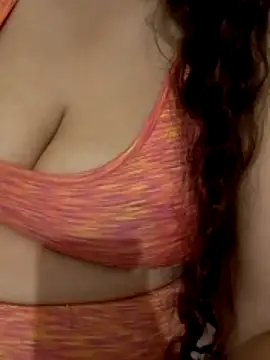 Snapshot of Zanoba-16 chatting on 11/02/25, 09:17 Zanoba-16 online show from 11/02/25, 09:17