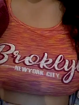 Snapshot of Zanoba-16 chatting on 12/14/25, 09:36 Zanoba-16 online show from 12/14/25, 09:36