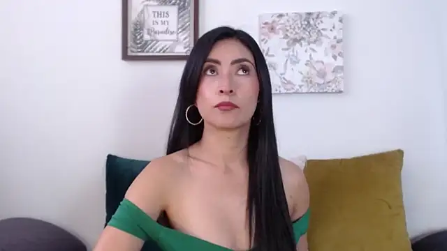Snapshot of JainaRogers chatting on 06/23/26, 04:38 JainaRogers online show from 06/23/26, 04:38