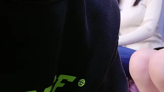 POCARI SWEAT online show from 02/13/25, 11:06