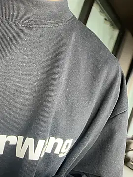 POCARI SWEAT online show from 04/09/26, 01:16