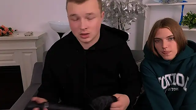  Olli  Stiw  online show from 10/13/25, 08:14