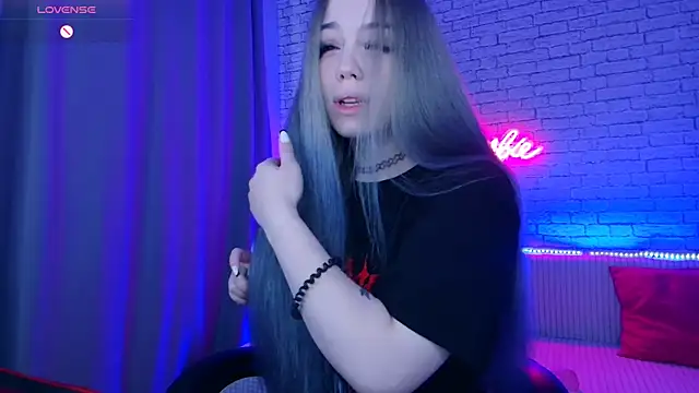 -Stacyy- online show from 12/18/24, 08:09