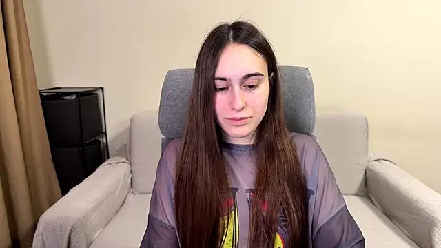 AliceKolltt online show from 04/01/26, 07:11