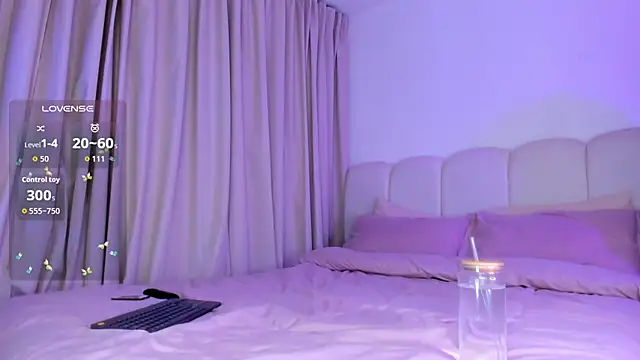 Hanna hross online show from 07/05/26, 01:56