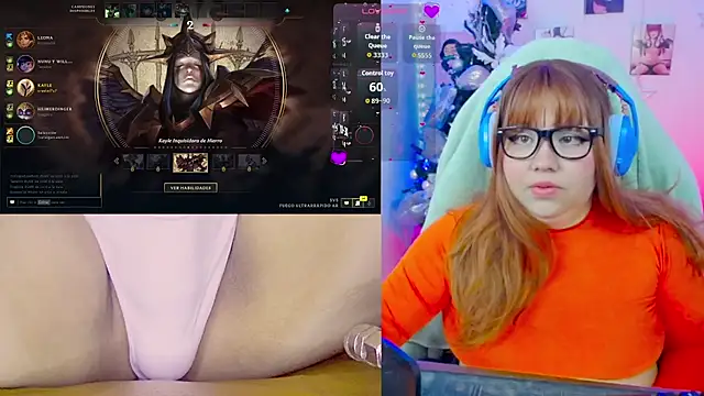 crystal7u7 online show from 11/30/25, 11:58