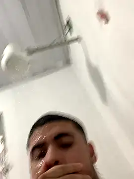 Snapshot of Casal_Safado_ chatting on 10/04/25, 08:40 Casal Safado online show from 10/04/25, 08:40