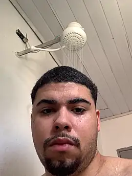 Snapshot of Casal_Safado_ chatting on 10/14/25, 04:19 Casal Safado online show from 10/14/25, 04:19